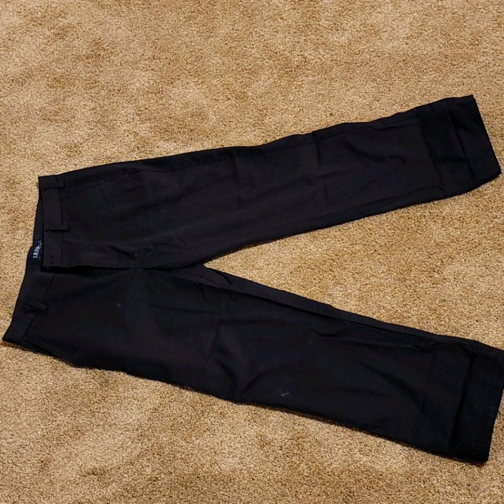 Izod Chinos